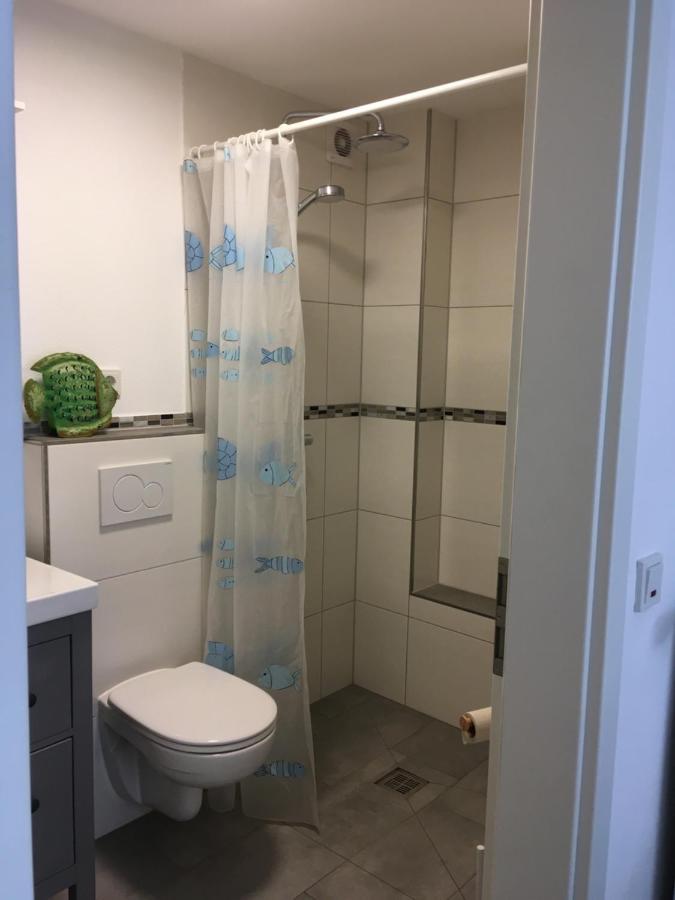 Moderne Wohnung Mit Studio In Bauernhausscheune Am See Biersdorf المظهر الخارجي الصورة